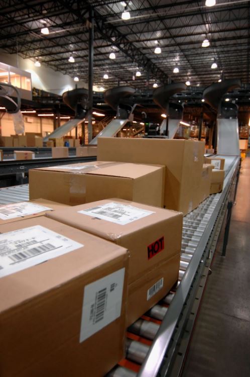 high bay ufo lights in warehouse