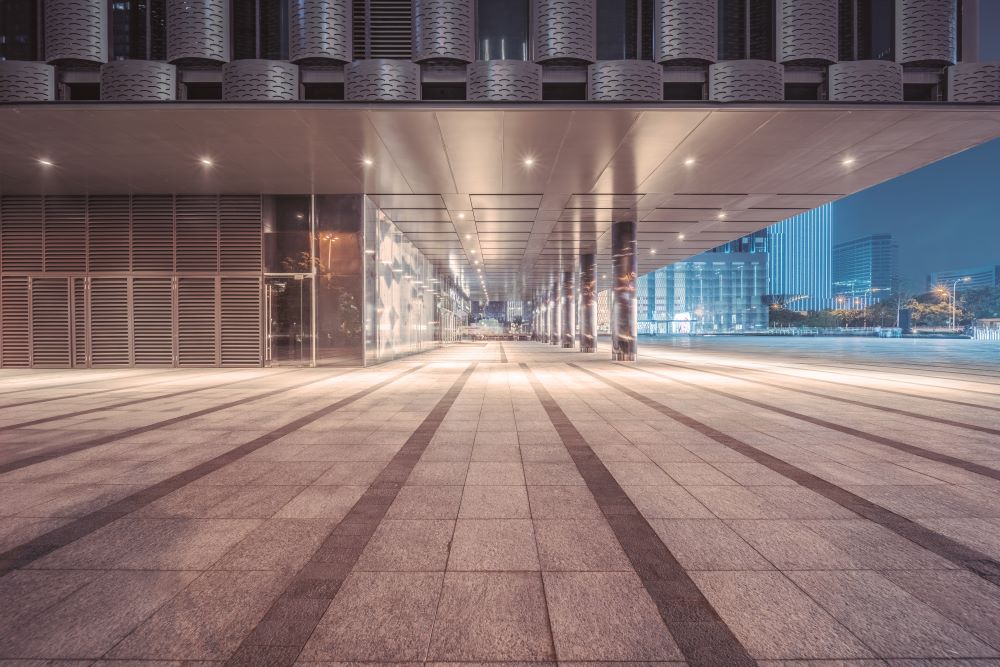 downlighting in outdoor space