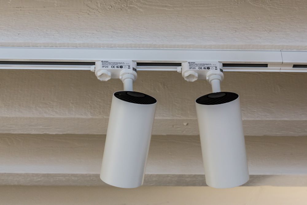track lighting fixture