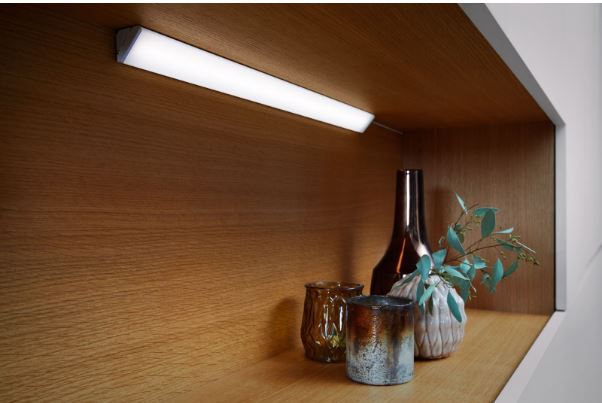 under-cabinet lighting.JPG